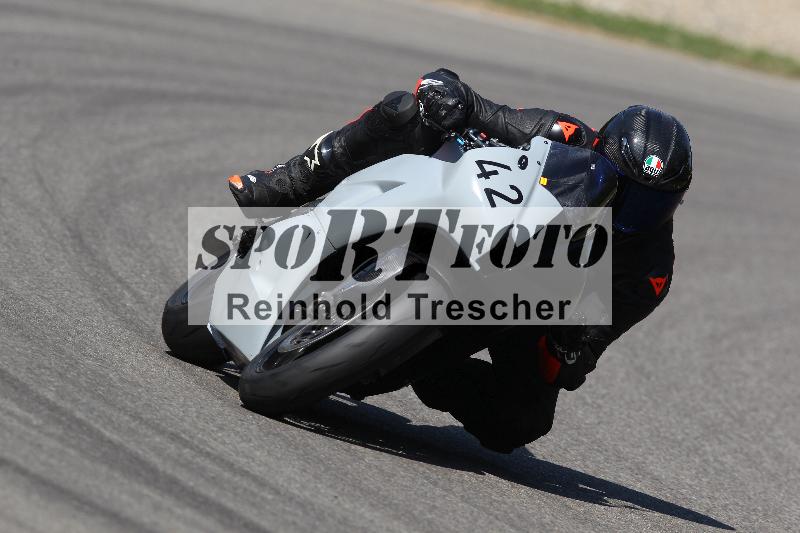 Archiv-2022/57 29.08.2022 Plüss Moto Sport ADR/Einsteiger/42